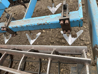 nesený kompaktor záběr 4metry - 6