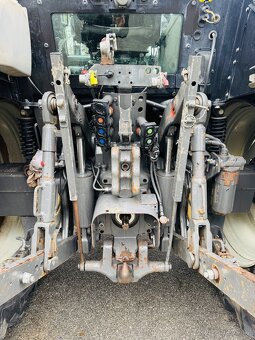 Valtra N123 + Quicke - 6