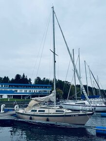 Dánská kajutová plachetnice Bandholm 27 s vlekem - 6