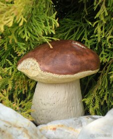 Zahradní dekorace - hříbek, houbička - 6