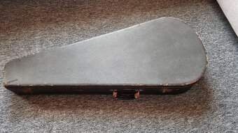 Celomasivní kytara od houslaře - 6