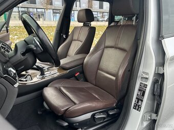 BMW X3 F25 3.0d 190kW XDrive Čr 2maj Mpacket + Xline - 6
