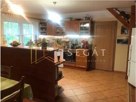 Prodej komerčního RD se zahradou a garáži Morkovice Slížany - 6