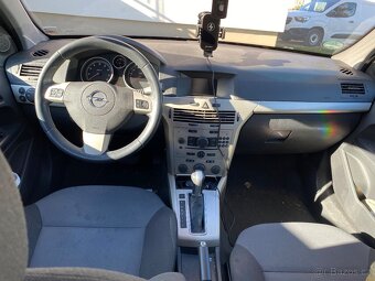 Opel Astra H 1.8 automat - 6