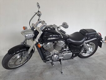 Honda VTX 1800 - 6