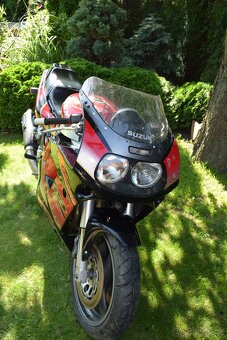 SUZUKI GSX-R 1100 - 6