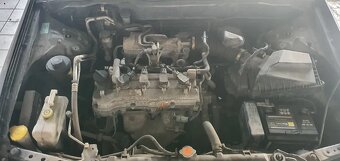 Nissan Almera Angličan - 6