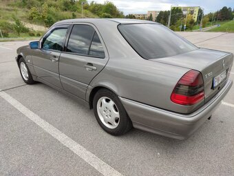 Mercedes C180 - 6