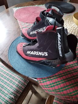 Prodám boty na běžky madshus carbon - 6