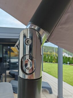 Slunecnik se stojanem a dlazdicemi (prumer 280 cm) - 6