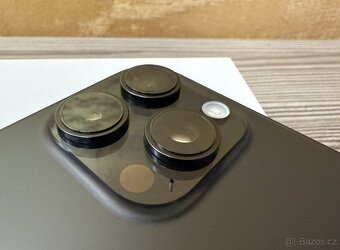 Apple iPhone 16 Pro Max 256GB černá, 100% baterie - 6