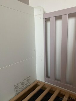 Dětská postýlka a komoda s přebalovákem - 6