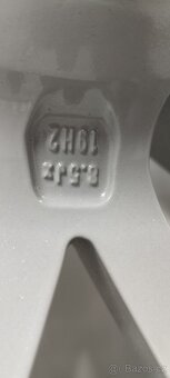 Prodám nová ALU R19 5x112 včetně nových pneu 205/50 R19 - 6