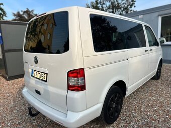 Volkswagen Transporter T5 2.0 TDI, 75 kW 8 míst, rok 2010 - 6