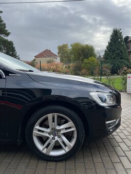 Volvo V60 D6 Plug-In Hybrid - 6