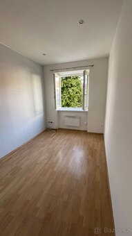 Pronájem bytu 1+1 26 m² - 6