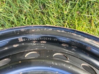 Plechové disky 6Jx15 ET39 - šrouby 5x100-středová díra 54,1 - 6