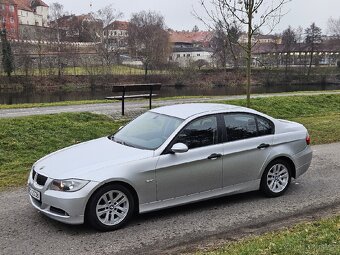 BMW E90 320i - 6
