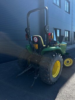 Malotraktor JOHN DEERE 3036E - 6