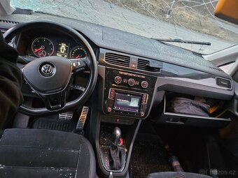 VW Caddy LIFE 2.0 TDI DSG/ XENON/ ALCANTRA/ NAVI/ POJÍZDÉ. - 6