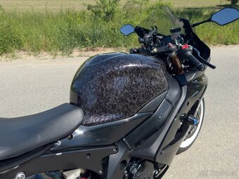 Suzuki Gsxr 1000 K5 - 6
