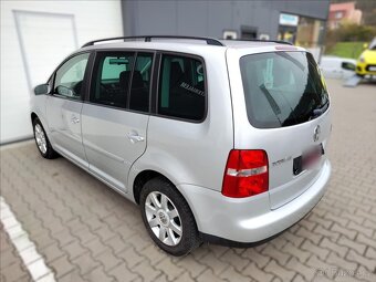 Volkswagen Touran 1,9 TDI Trendline (2005) - 6