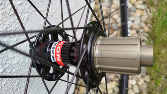 Zapletená kola WTB 29" + Novatec - 6