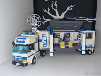Lego mobilní policejní stanice - 7288 - 6