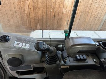 Minibagr Takeuchi TB228 - 6