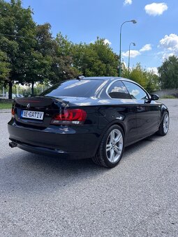 BMW 128i Coupe - 6