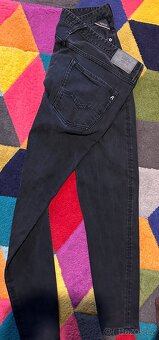REPLAY PÁNSKÉ STYLOVÉ BLACK-.GREY STREČOVÉ DŽÍNY TOP W38 XL - 6