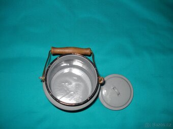 Smaltovaná bandaska a hrneky - 6