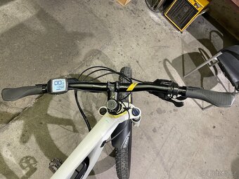 2018 Cube Access Pro 400 Womens Hybrid Bike White/Blue - 6