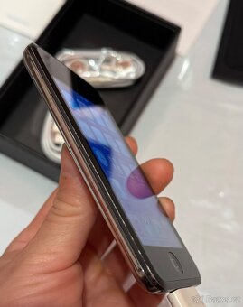 Prodám Apple ipod touch 1.gen - 6