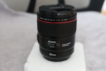 CANON EF 85 mm f/1,4 L IS USM - 6