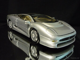 Jaguar XJ220 stříbrný Maisto 1/18 - 6