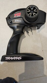 Traxxas corvette stingray - ježděno 14 dní - 6