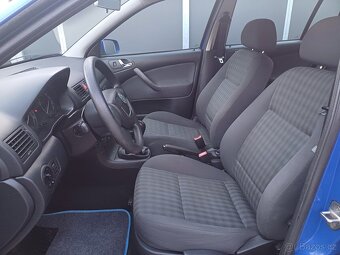Benzínová Škoda Octavia Tour 1.6. - 6