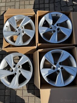 ORIGINÁL Alu OPEL INSIGNIA B R18, 5x115 - TPMS - 6