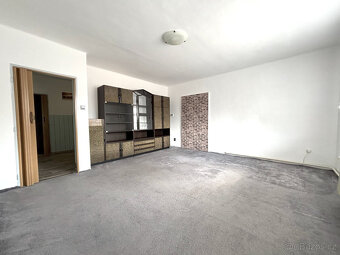 Pronájem bytu 3+1, Sokolská, Lobzy, 15300 Kč/měs, 84 m2 - 6