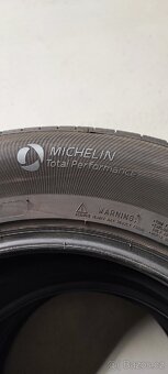 215/55/18 Michelin Primacy 4, 2021, 6.3mm. - 6