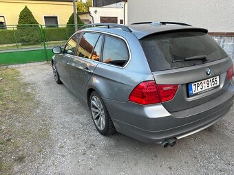 BMW 330xdrive manuál 180kw - 6