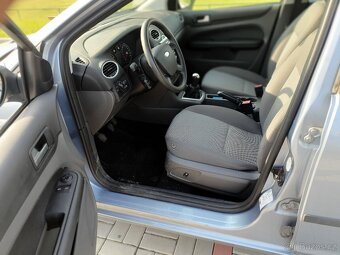 Ford Focus Kombi 1.6i benzín - 6