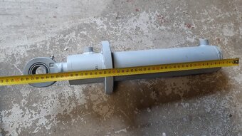 Dvojčinné hydraulické válce (pístnice) - 6