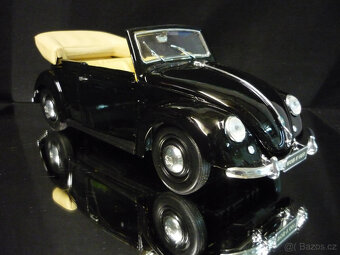 Volkswagen Beetle cabriolet VW Maisto 1/18 - 6