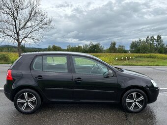 Volkswagen Golf V 1.4i - 6