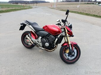 Honda Hornet 600 - 6