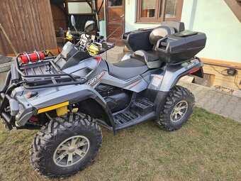 Čtyřkolka Can-am - 6