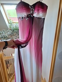 Růžovobílé plesové šaty - 6