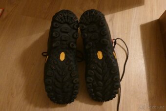 nové zimní boty Merrell Chameleon - 6